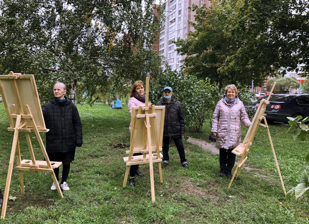 Пленэр активное долголетие в Коломенском.