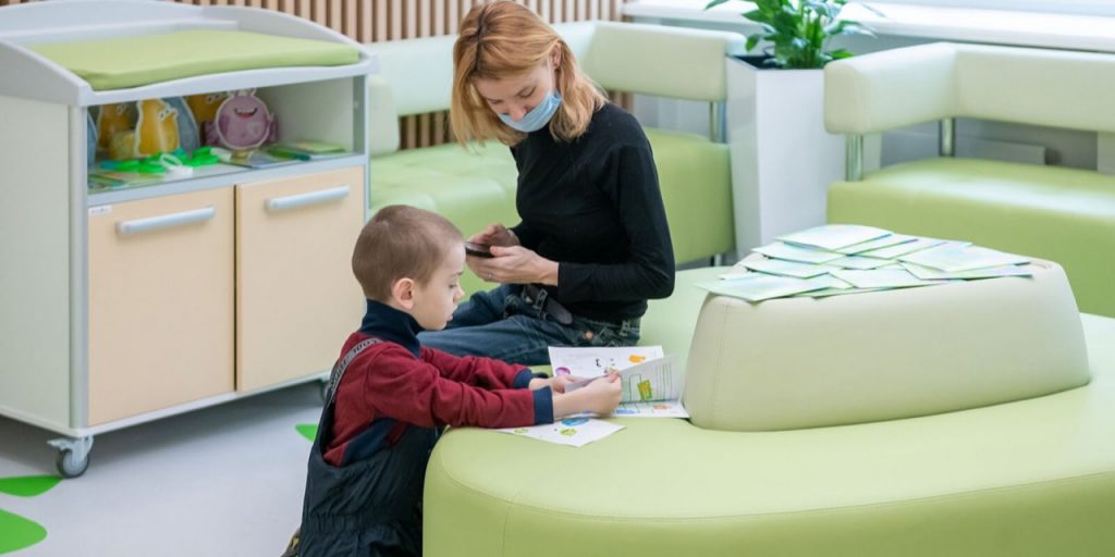 Собянин: Детские поликлиники в Бибиреве и Кузьминках открылись после модернизации по новому московскому стандарту